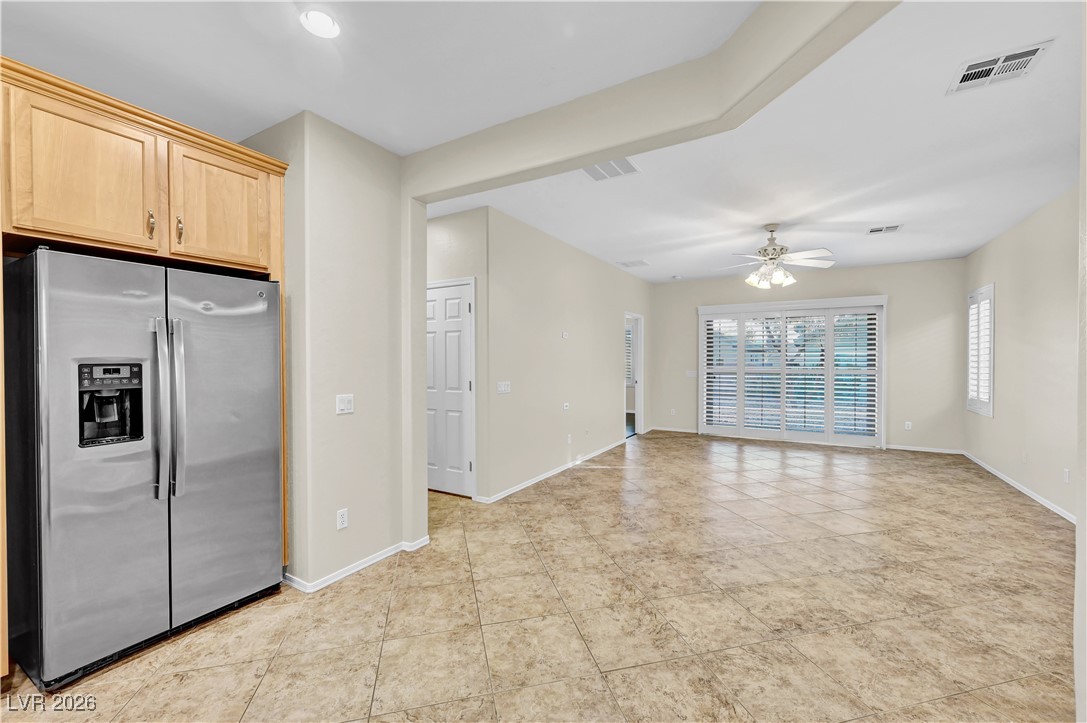 6071 SADDLE HORSE Avenue