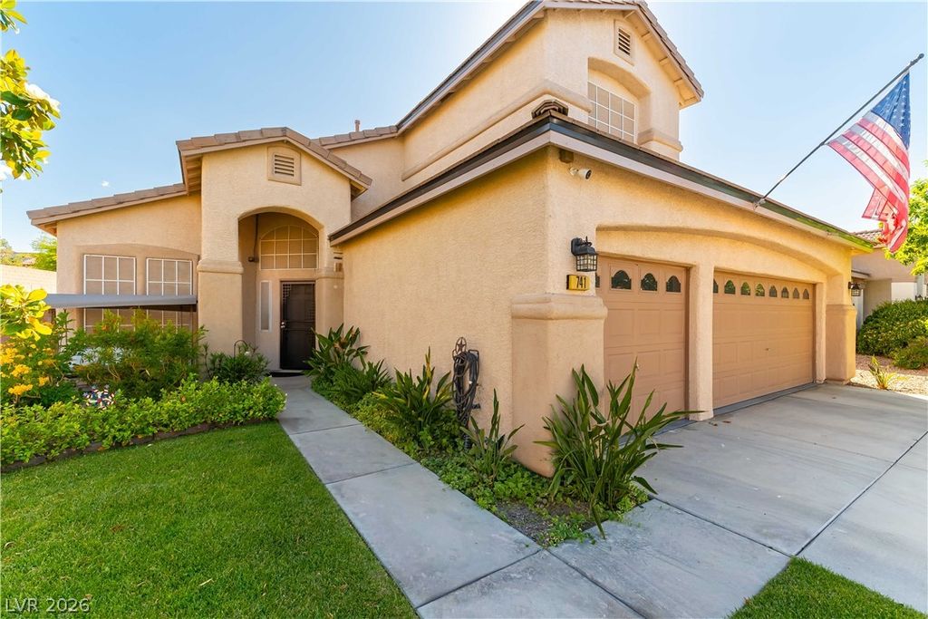 Photo of 741 Wildwood Beach Avenue, Henderson, NV 89052 (MLS # 2778856)