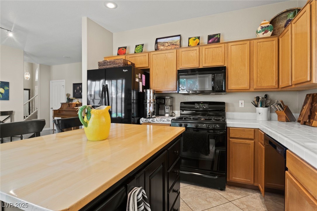 Henderson, Nevada 89074, United States, 3 Bedrooms Bedrooms, ,3 BathroomsBathrooms,Residential,Active,241146