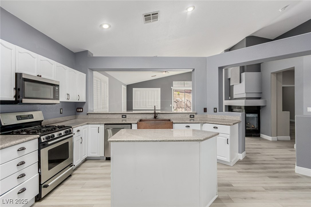 71 Blaven Drive, Henderson, Nevada image 9