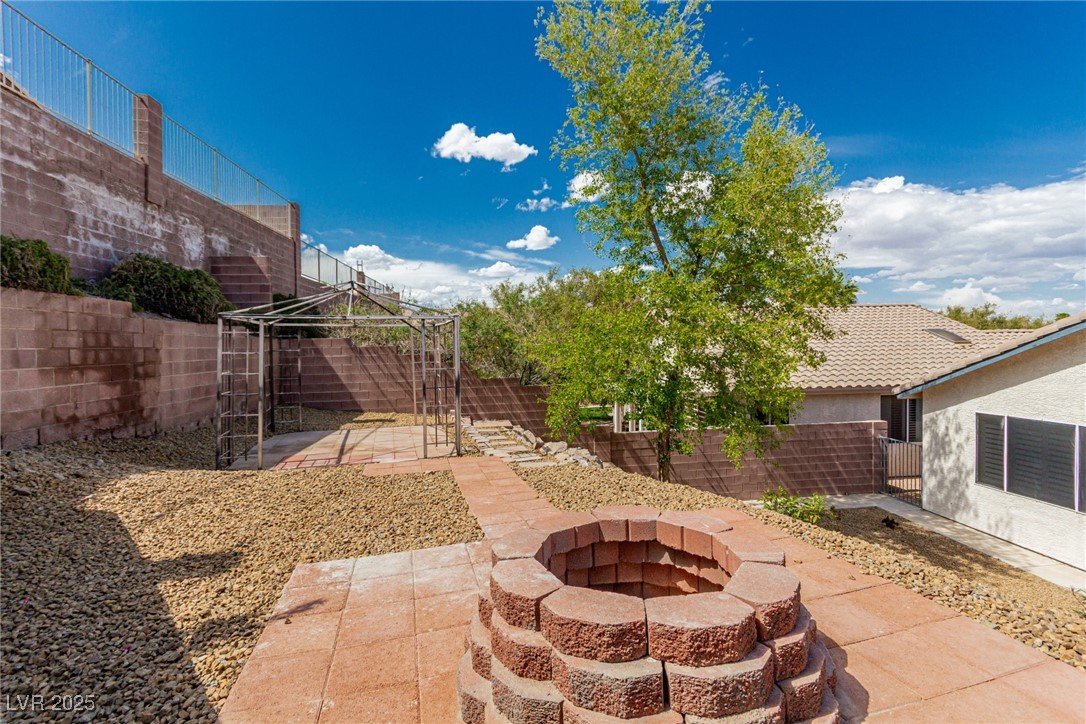 71 Blaven Drive, Henderson, Nevada image 29