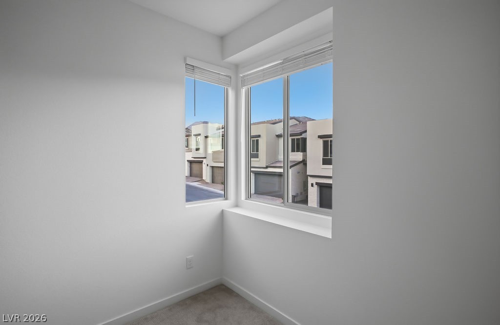 11923 Angle Cliff Avenue