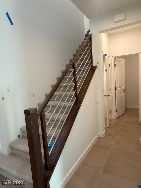 11923 Angle Cliff Avenue