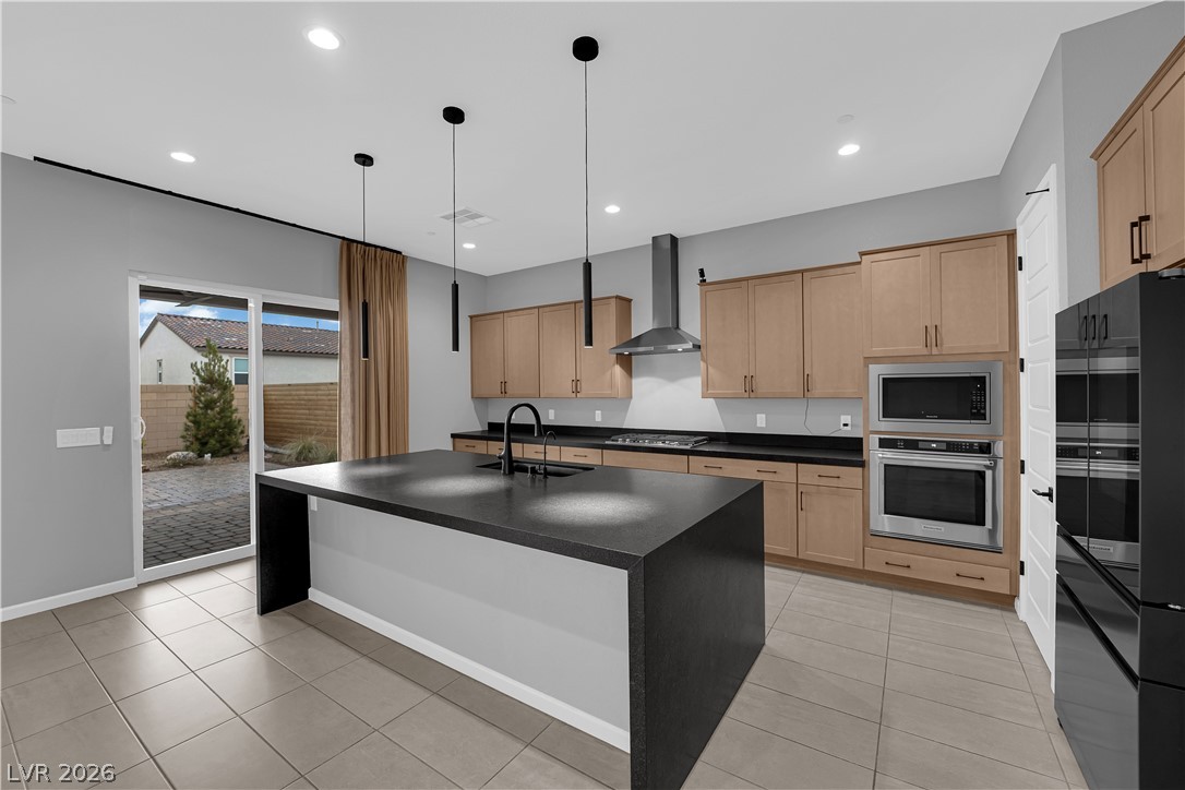 10190 Bismarck Palms Avenue