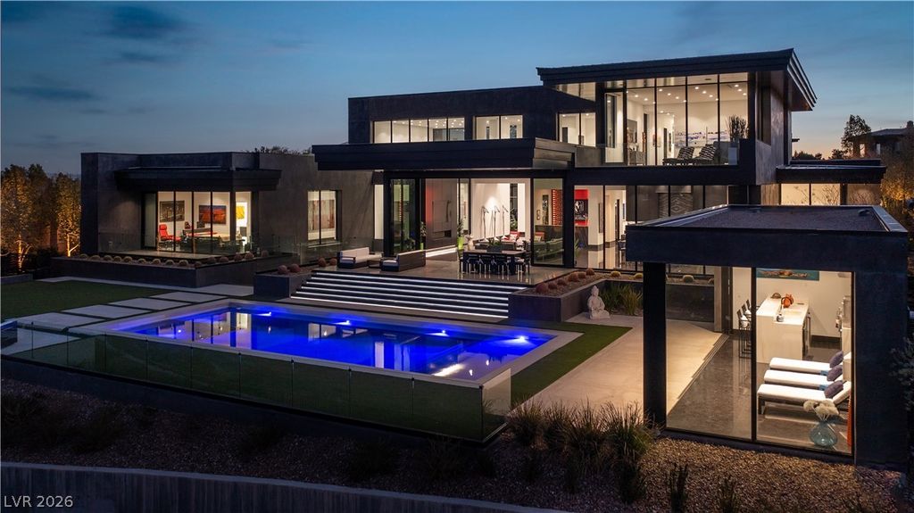 Photo of 44 Hawk Ridge Drive, Las Vegas, NV 89135 (MLS # 2757988)