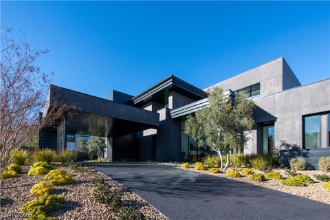 Tiny photo for 44 Hawk Ridge Drive, Las Vegas, NV 89135 (MLS # 2757988)
