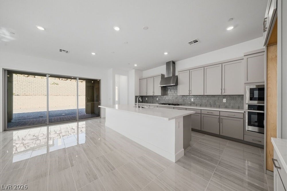 374 Tigullio Avenue