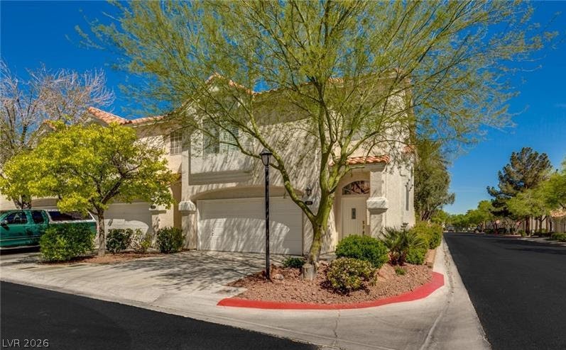 5272 Island Chain Road