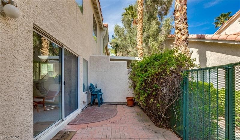 5272 Island Chain Road