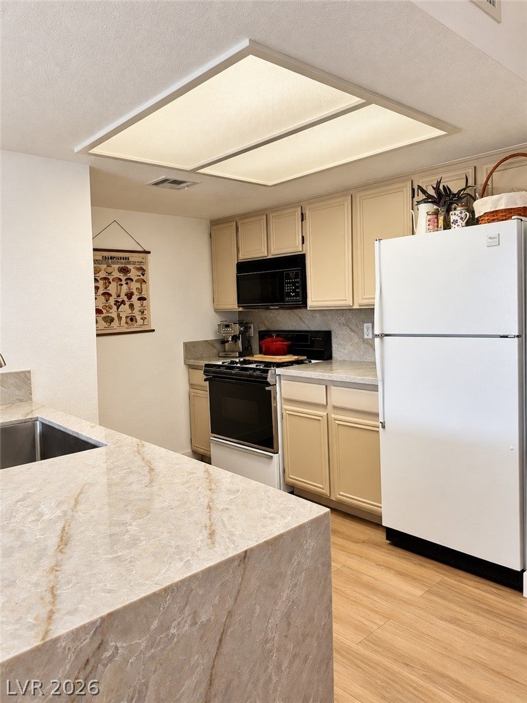 8070 W Russell Road 2028