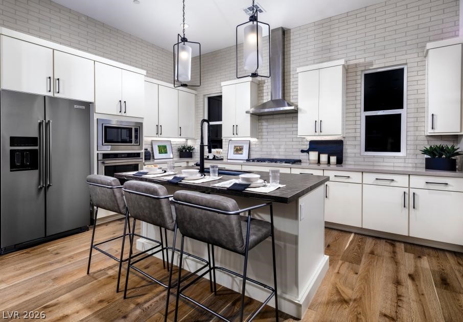 2517 Cracked Stone Street