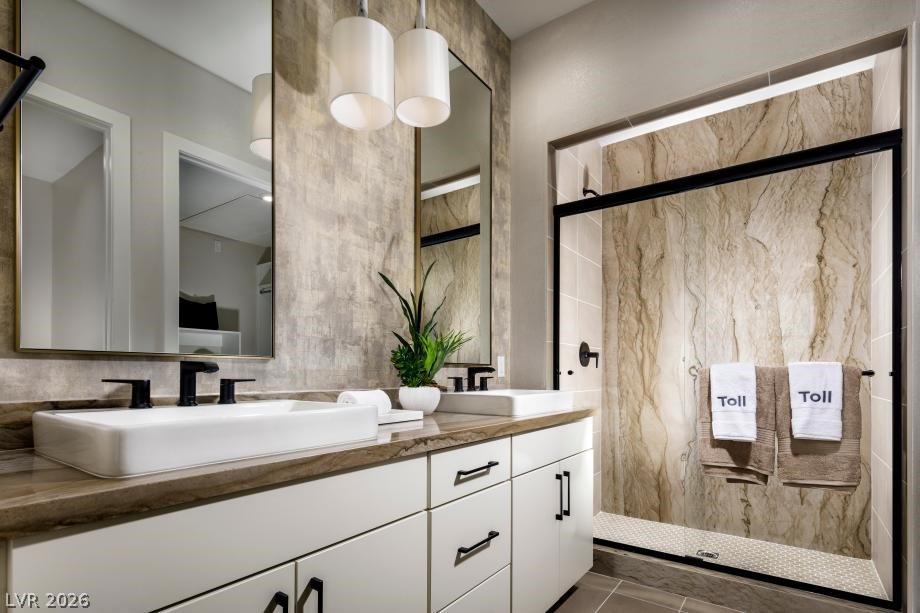 2517 Cracked Stone Street