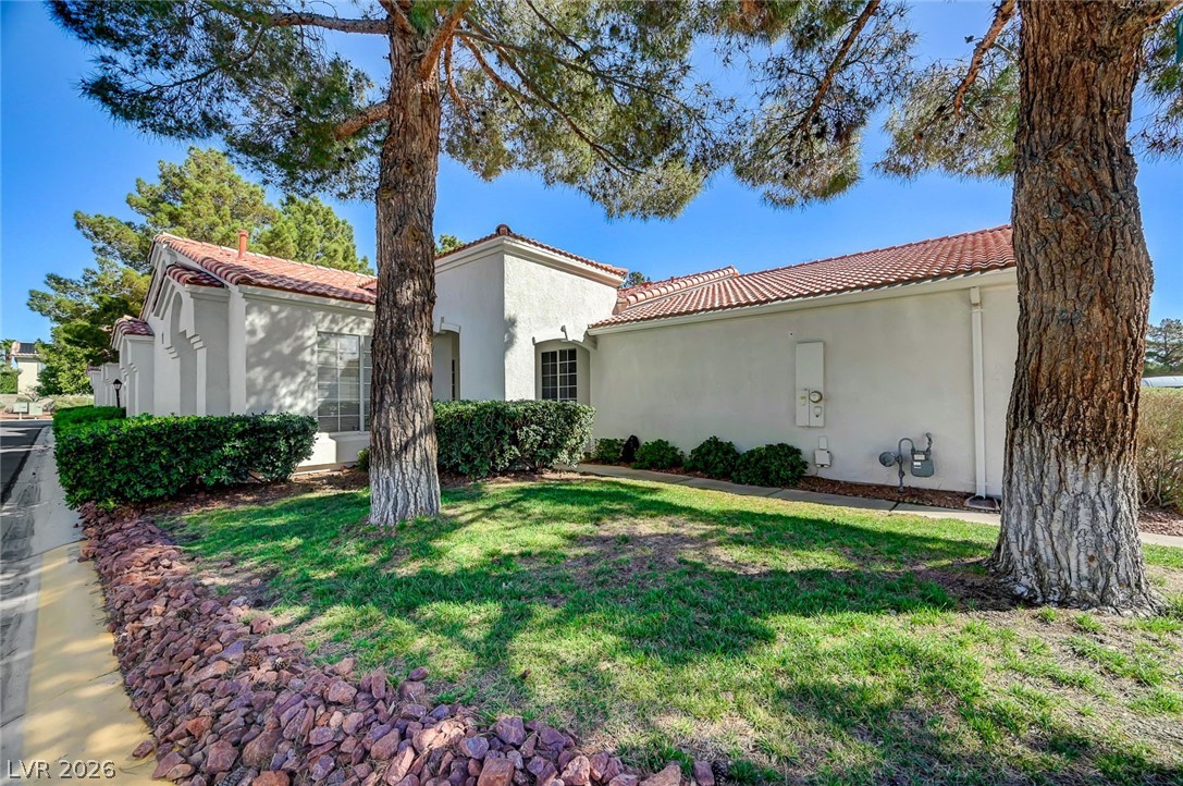 8828 Crystal Port Avenue