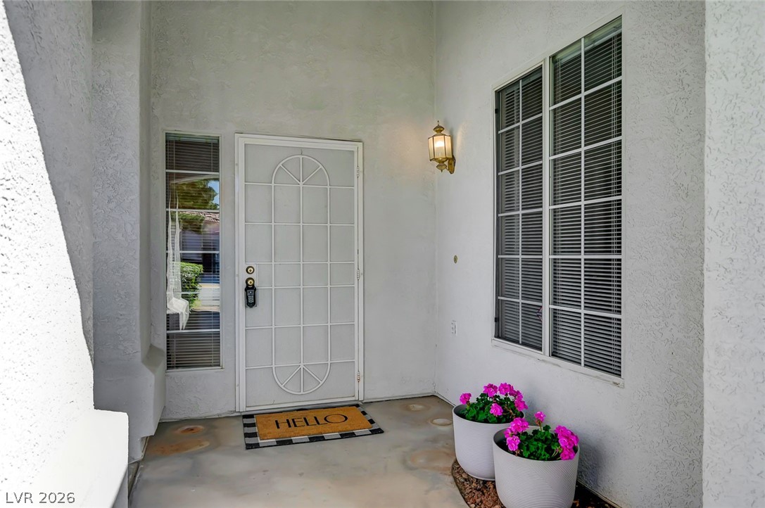 8828 Crystal Port Avenue