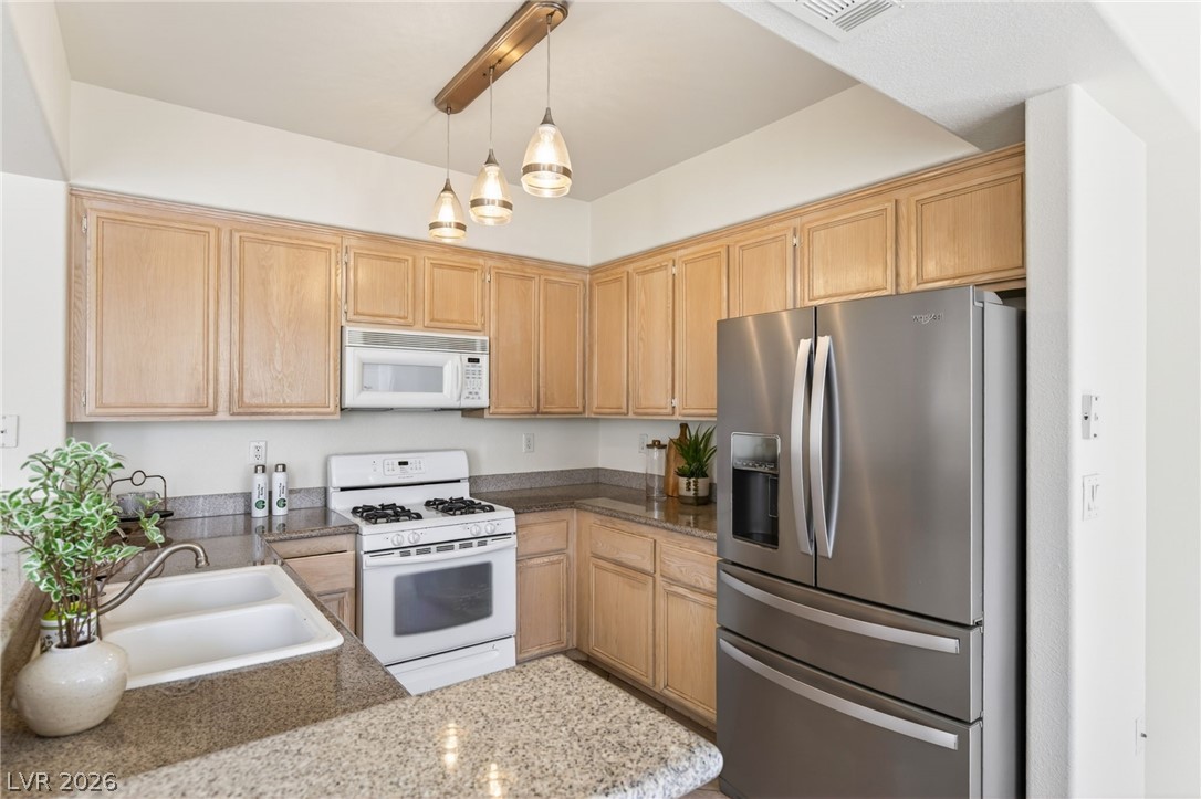 9901 Trailwood Drive 1088