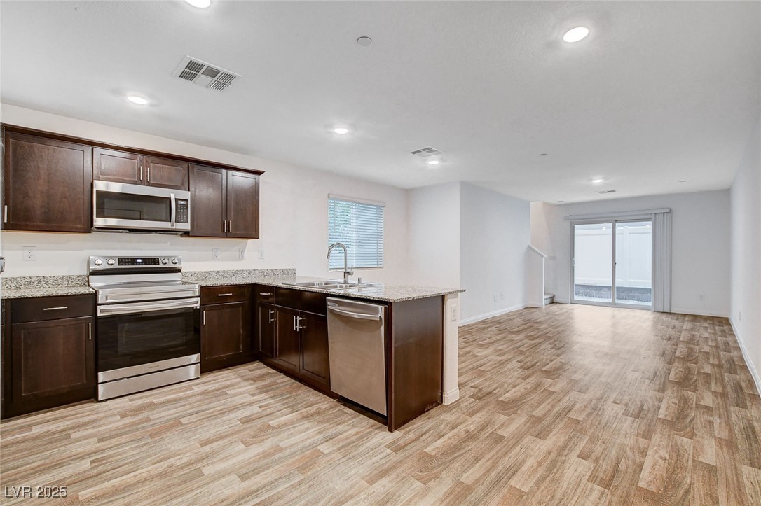 12246 Glass Desert Road 1