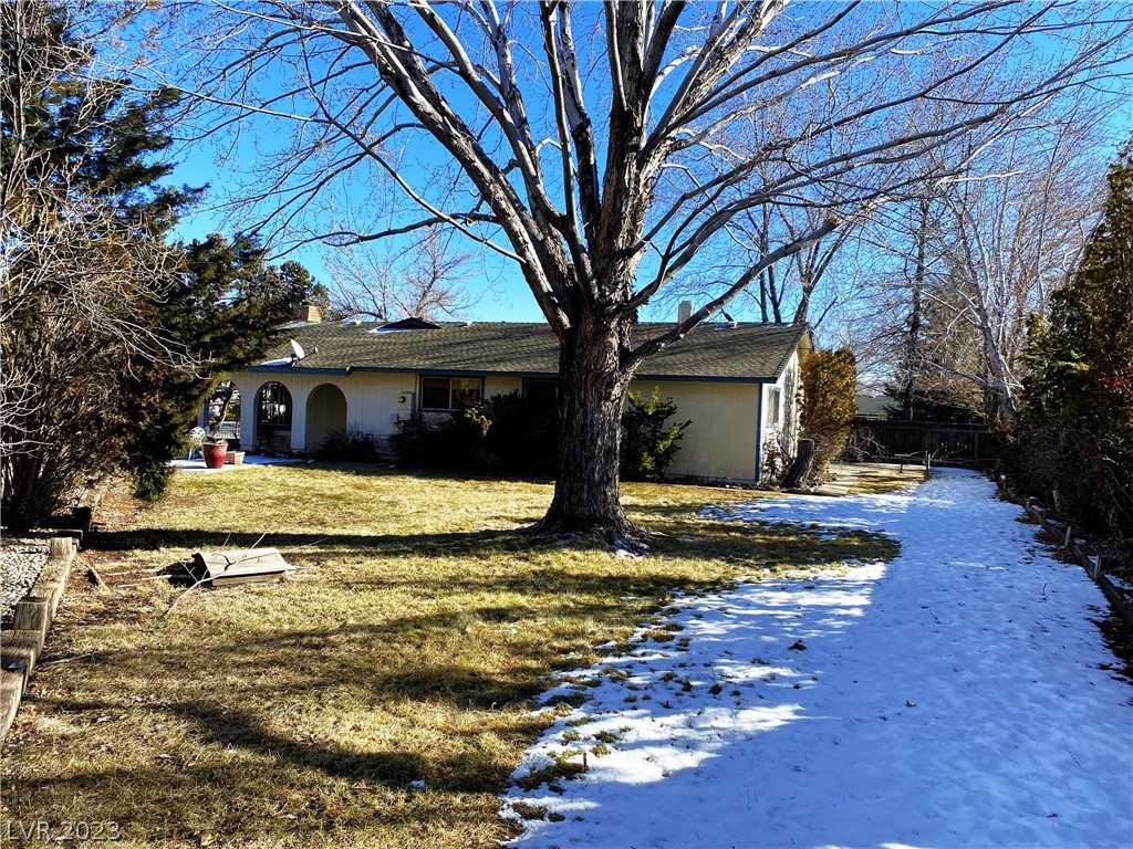 Photo 16 of 19 of 855 Pinewood Court house