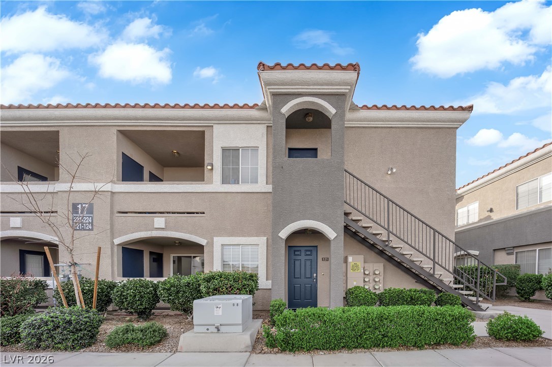 10245 S Maryland Parkway 121