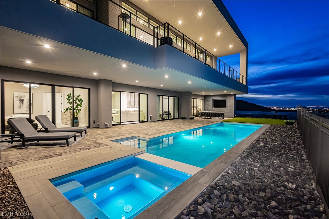 658 Dragon Peak Drive