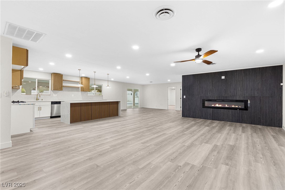 271 E Middleton Drive