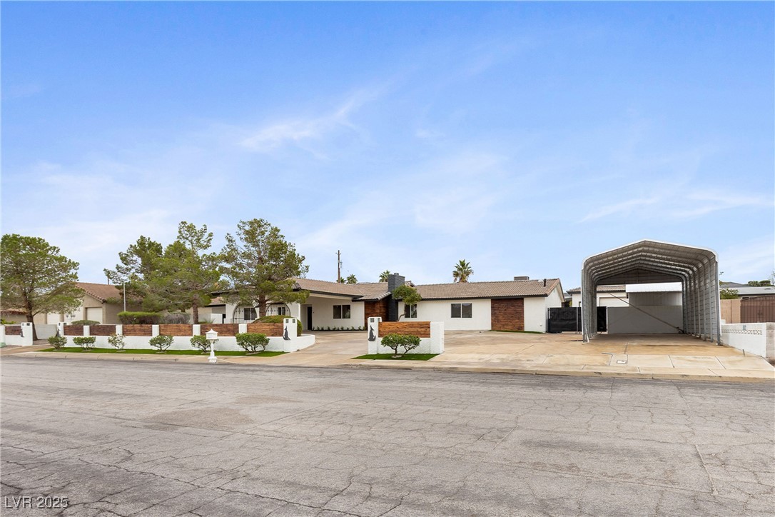 271 E Middleton Drive