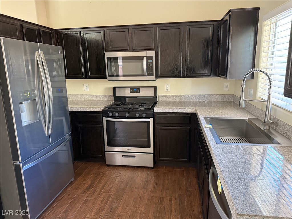 6304 Legend Falls Street