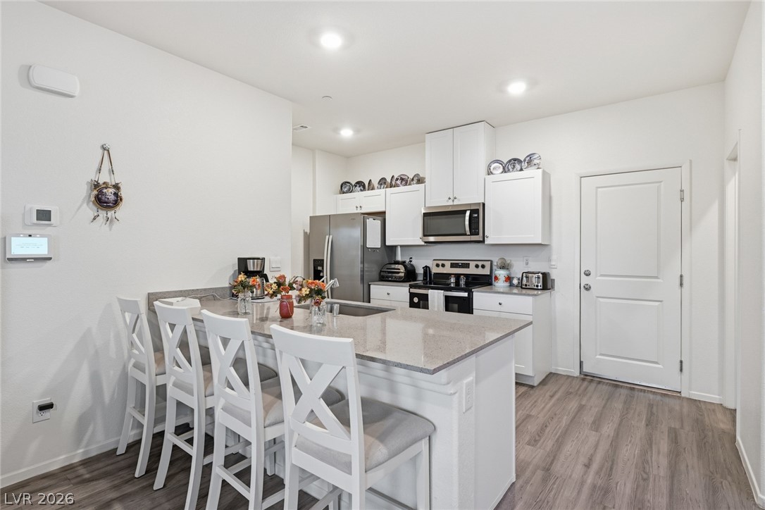 554 Foothill Cove Lane