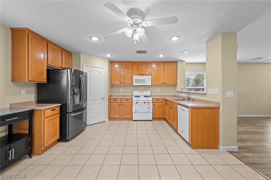 38 Summer Walk Avenue