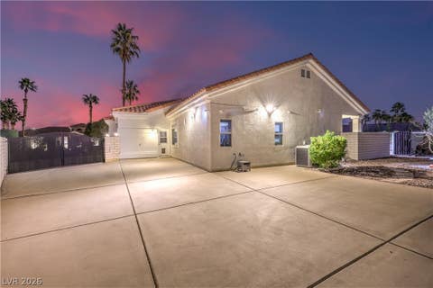 Tiny photo for 1941 Black Water Court, Las Vegas, NV 89117 (MLS # 2755916)