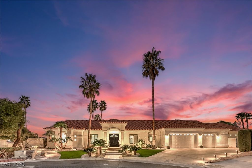 Photo of 1941 Black Water Court, Las Vegas, NV 89117 (MLS # 2755916)