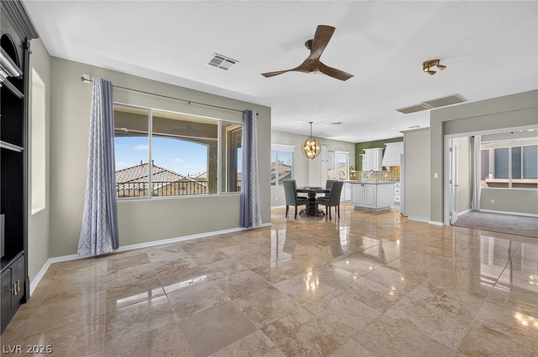 11821 Luna Del Mar Lane