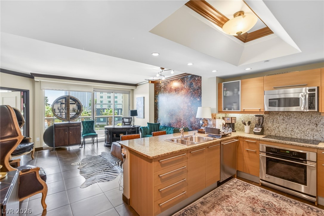 322 Karen Avenue 204