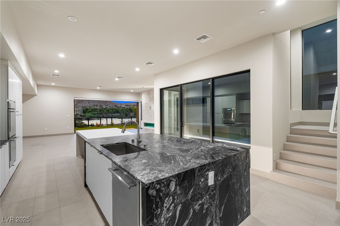 26 Promenade Isle Lane