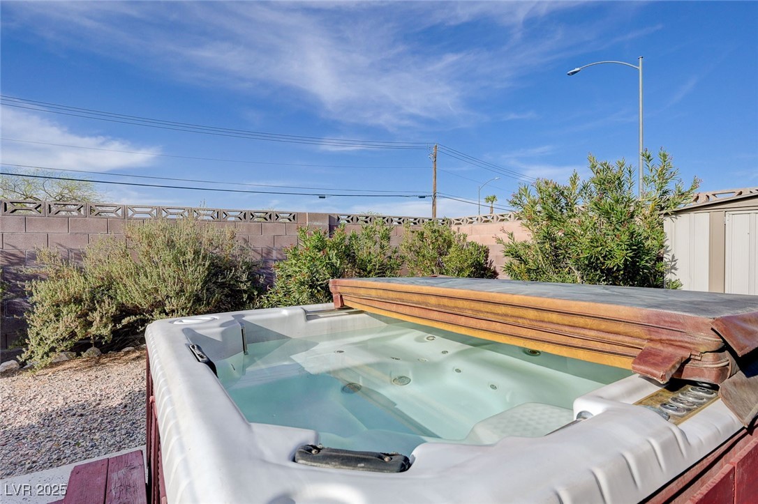 2208 Twisted Oak Avenue, North Las Vegas, Nevada image 43
