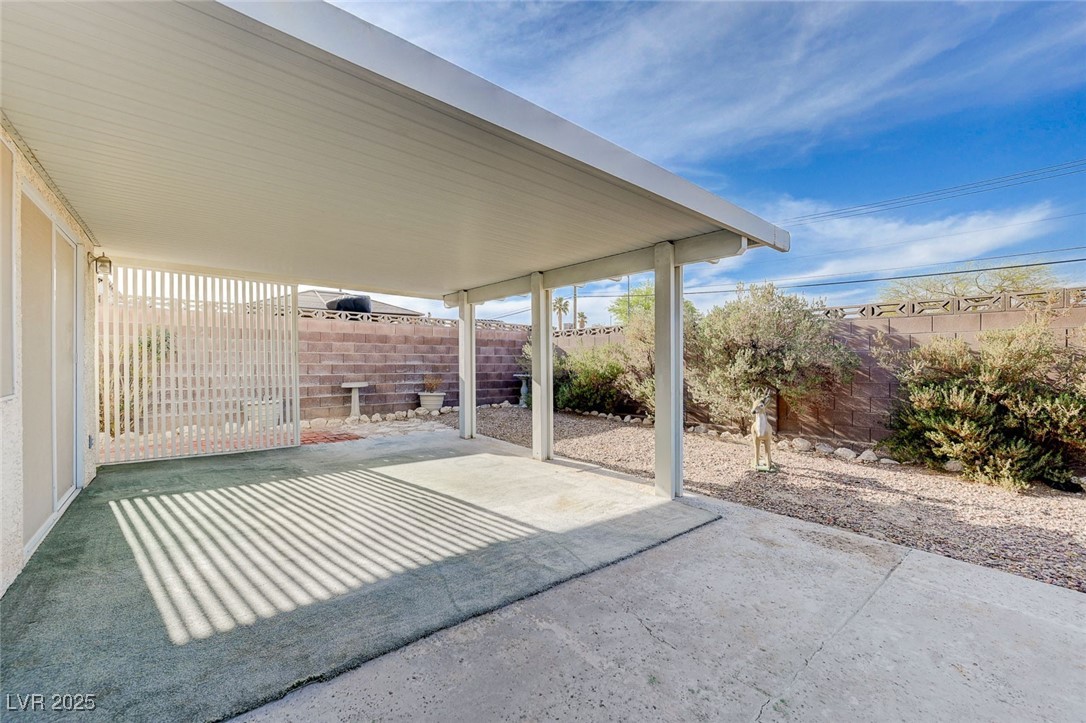 2208 Twisted Oak Avenue, North Las Vegas, Nevada image 38