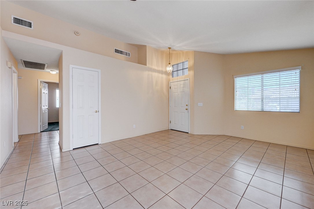 2208 Twisted Oak Avenue, North Las Vegas, Nevada image 8