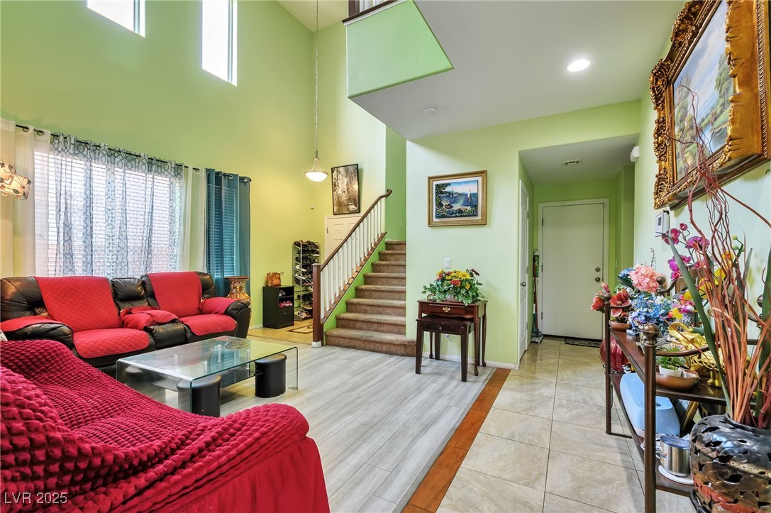 Las Vegas, Nevada 89122, United States, 5 Bedrooms Bedrooms, ,4 BathroomsBathrooms,Residential,Active,172661