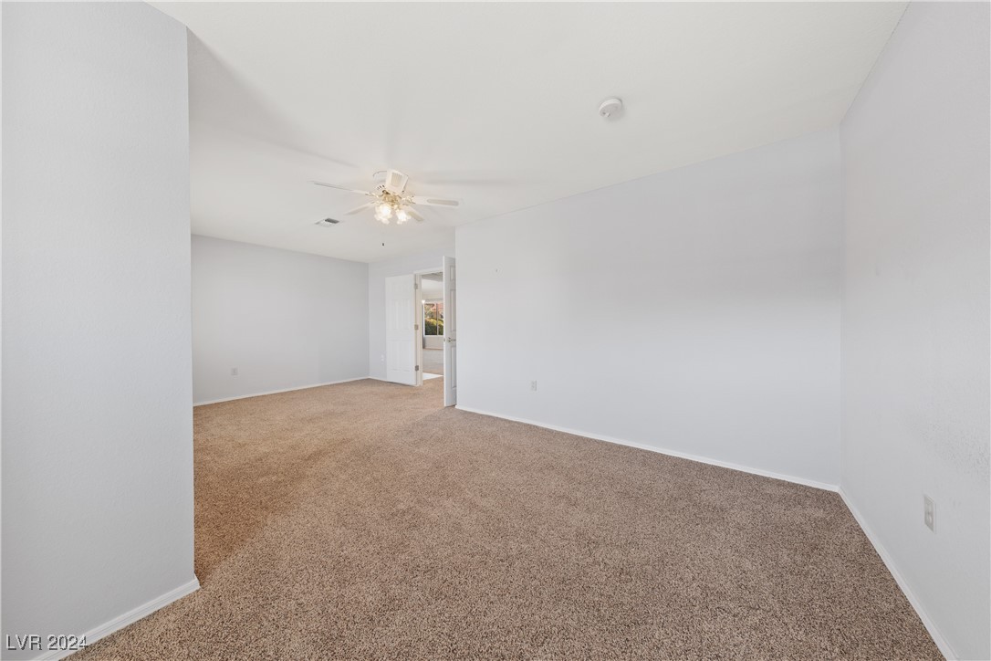 8812 Pennystone Avenue, Las Vegas, Nevada image 32