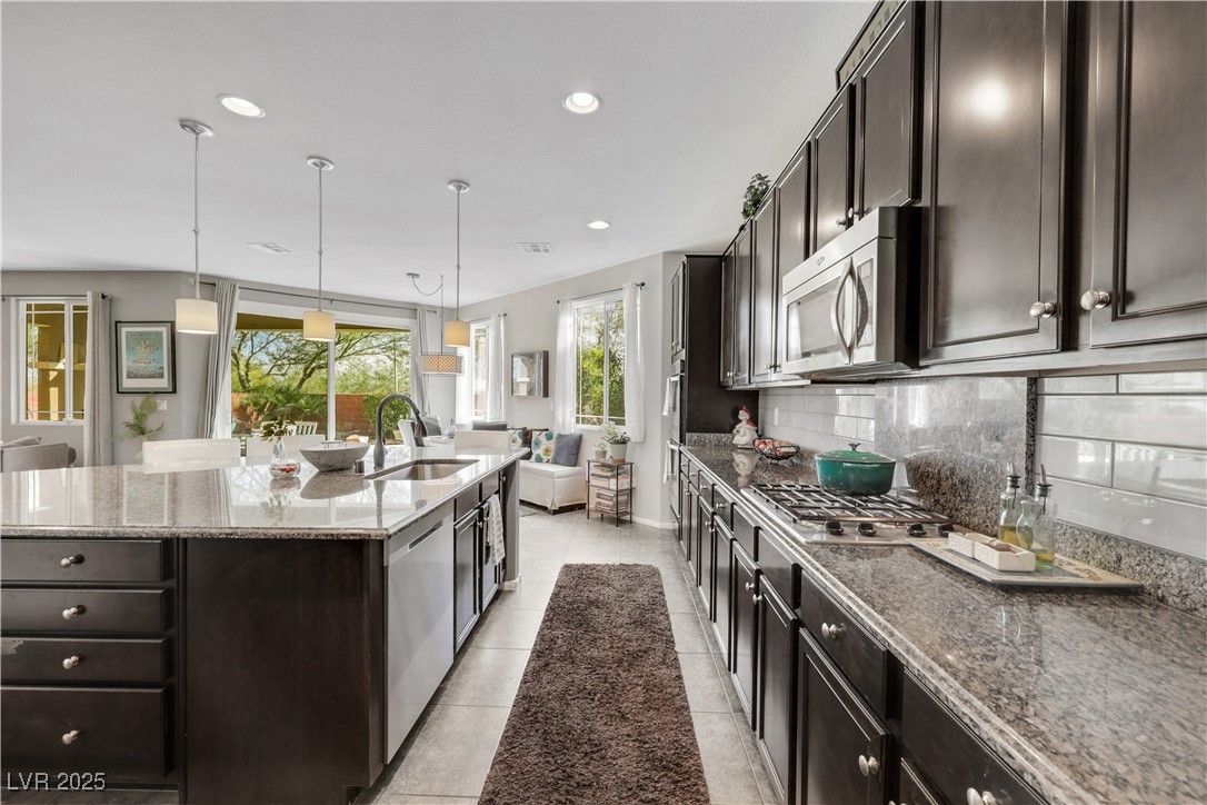 Las Vegas, Nevada 89135, United States, 3 Bedrooms Bedrooms, ,3 BathroomsBathrooms,Residential,Active,4582