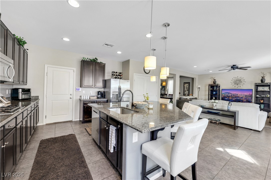 Las Vegas, Nevada 89135, United States, 3 Bedrooms Bedrooms, ,3 BathroomsBathrooms,Residential,Active,4582