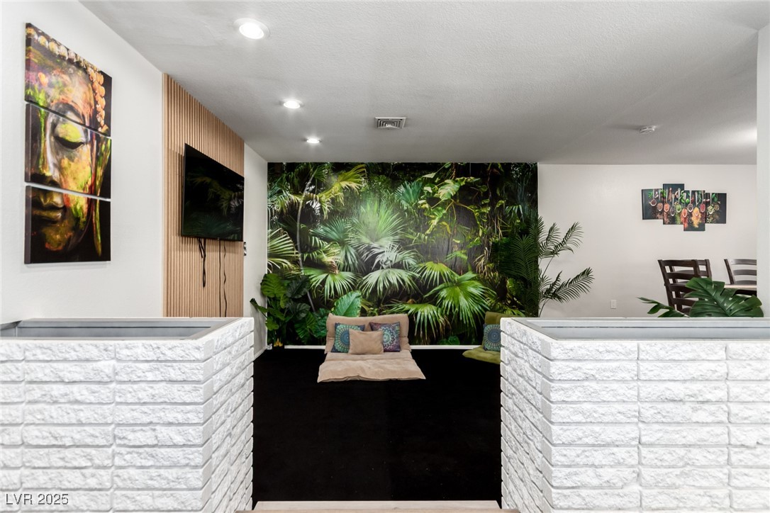 5710 Madre Mesa Drive