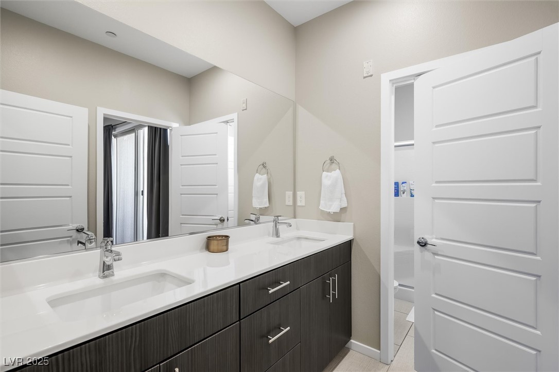 Las Vegas, Nevada 89135, United States, 2 Bedrooms Bedrooms, ,2 BathroomsBathrooms,Residential,Active,243286