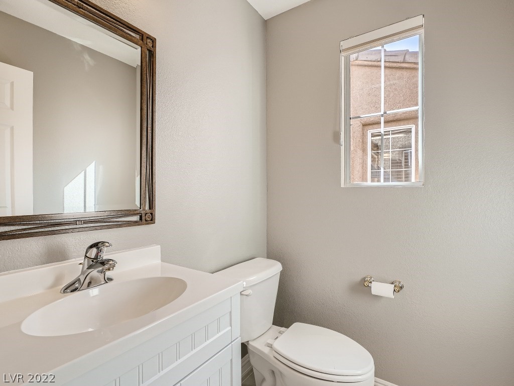 Photo 11 of 38 of 4874 Denaro Drive house