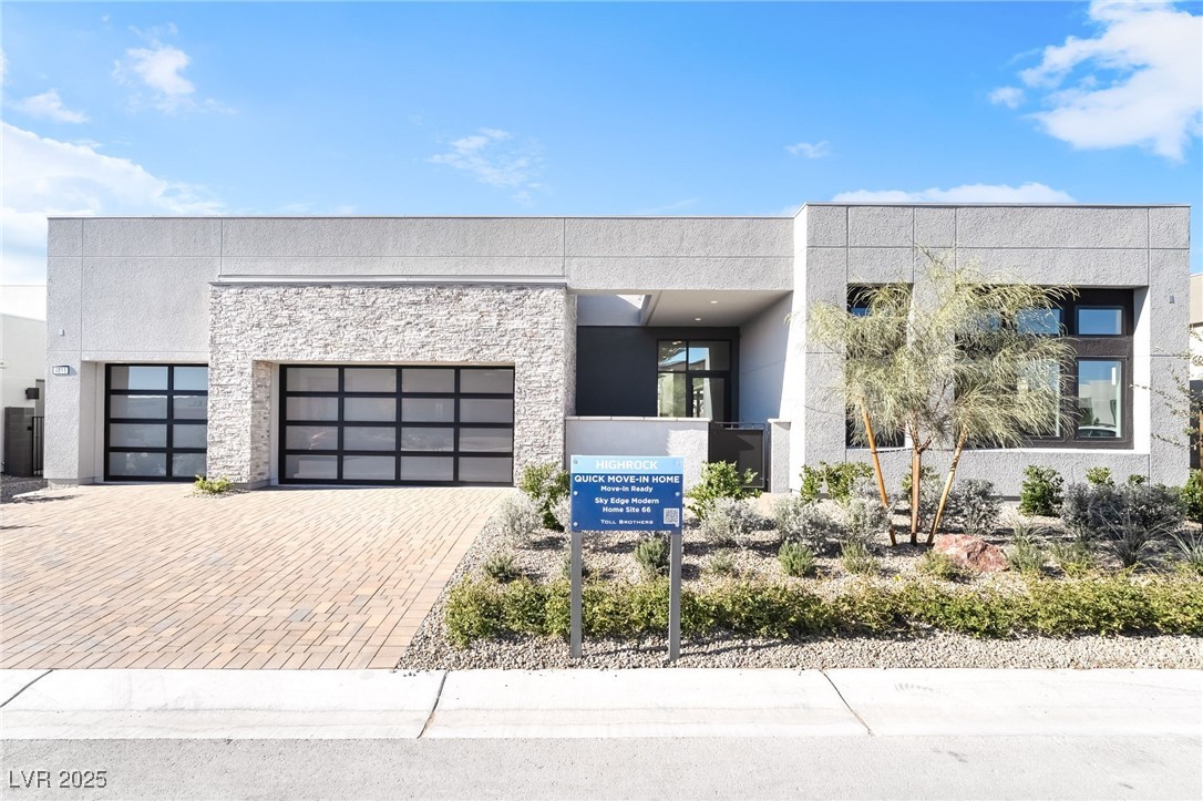 4811 Verde Bloom Street