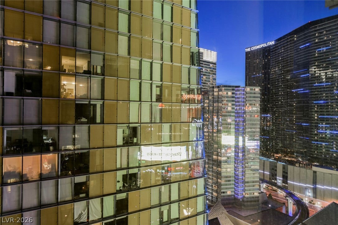 3722 Las Vegas Boulevard 2411