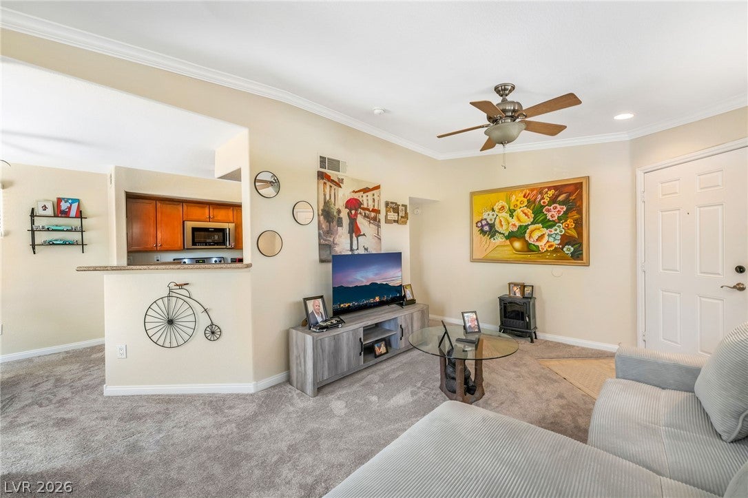 4400 S Jones Boulevard 2033