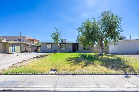 Photo of 1615 Flower Avenue, North Las Vegas, NV 89030 (MLS # 2725829)
