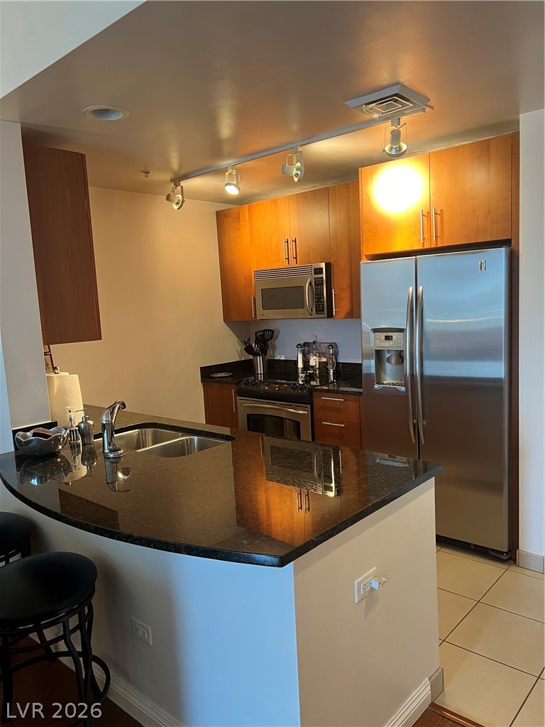 200 W Sahara Avenue 1806