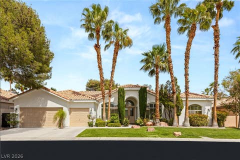 Homes For Sale - 8924 Echo Ridge Drive<br/> Las Vegas, NV 89117