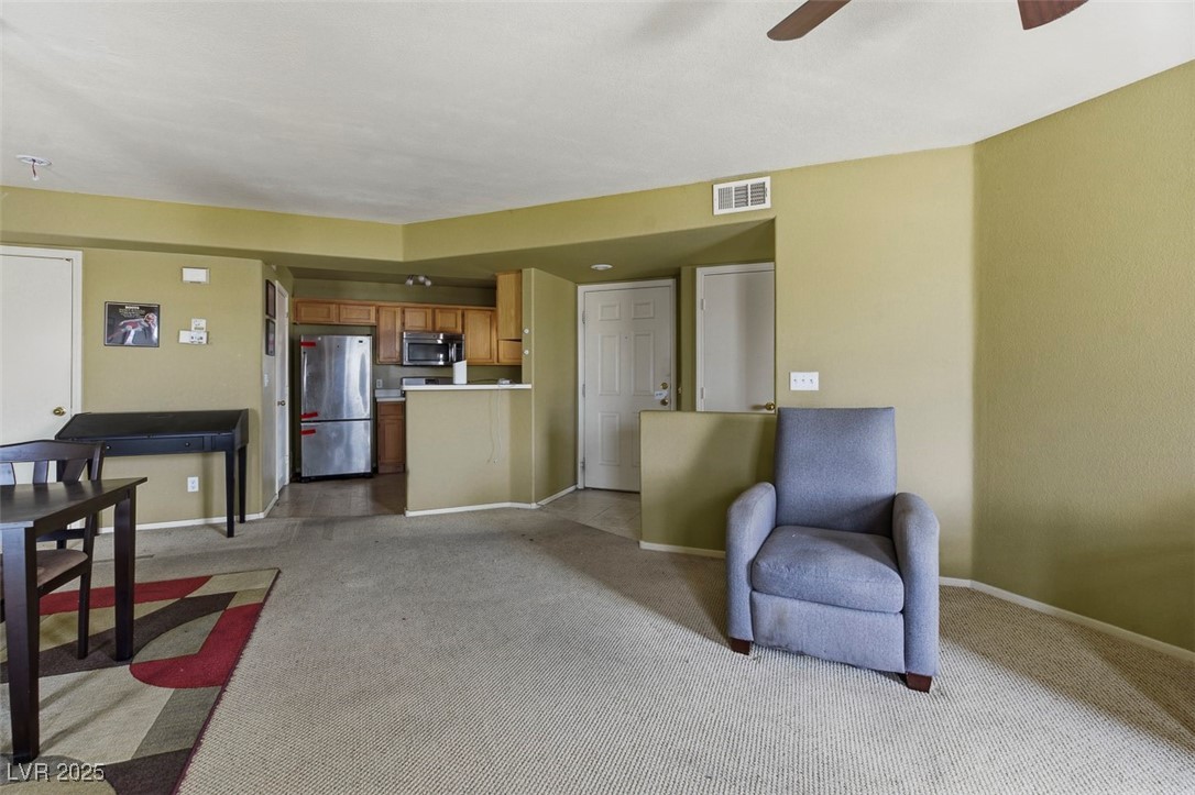 4555 E Sahara Avenue 266